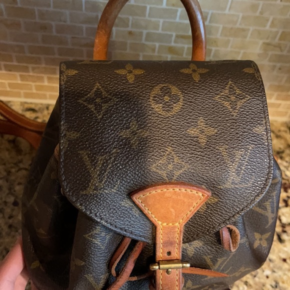 Louis Vuitton Montsouris mini backpack - Picture 2 of 11